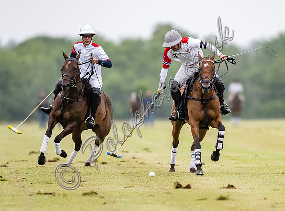 Polo action Bathurst Cup, Cirencester Park