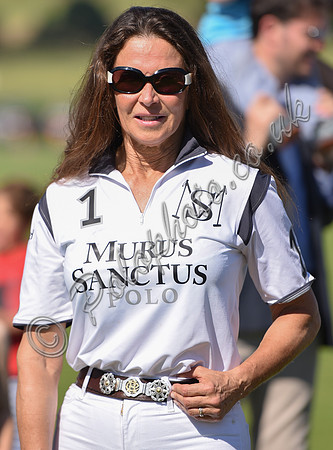presentation of Argentine Ambassadors Cup to Brittania El Remanso