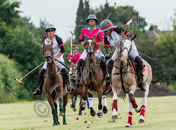 polo action Doug Brown Cup at Cirencester Park