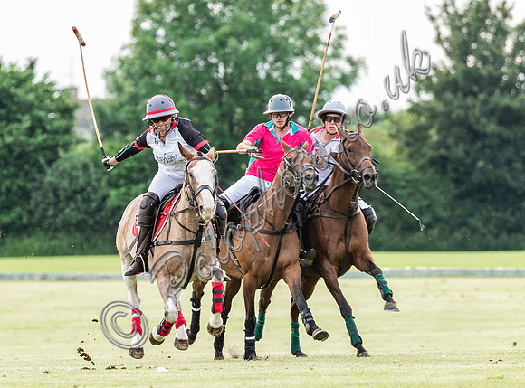 polo action Doug Brown Cup at Cirencester Park
