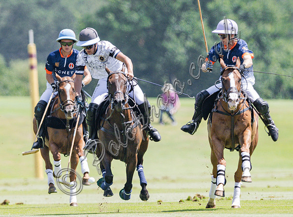 olo action, 2025 Gold Cup, Cowdray Park Polo Club