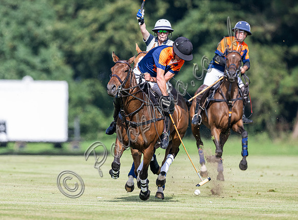 Polo action 2023 Kingscote Cup, Cirencester Park