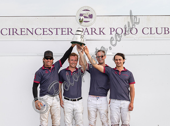 Presentation, Kingscote Cup, Cirencester Park, 2023