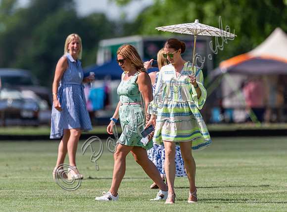 Treading in the divots at  Cirencester Park