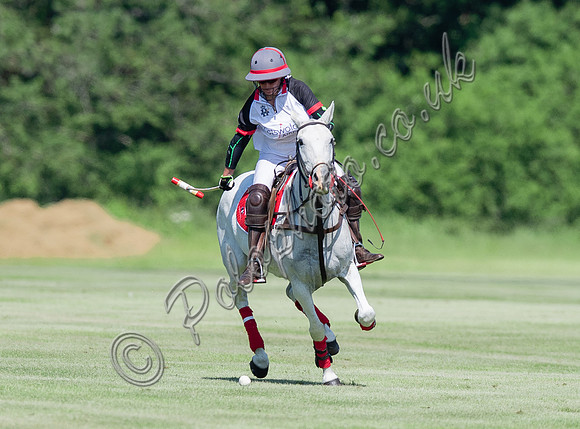 Polo action Tyro Cup Final- Suzannah Harvey, Cotswold Airport