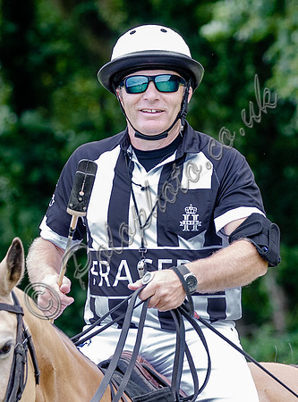Umpire Jason Dixon