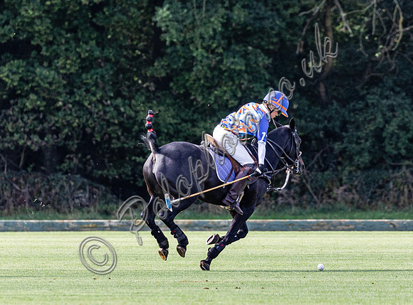 Polo action, Sue Cudmore Associates subsidiary semi final, Cirencester Park