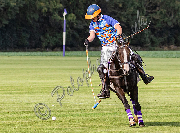 Polo action, Sue Cudmore Associates subsidiary semi final, Cirencester Park