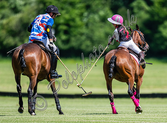 Polo action, and presentation Associates Challenge?-Cirencester Park