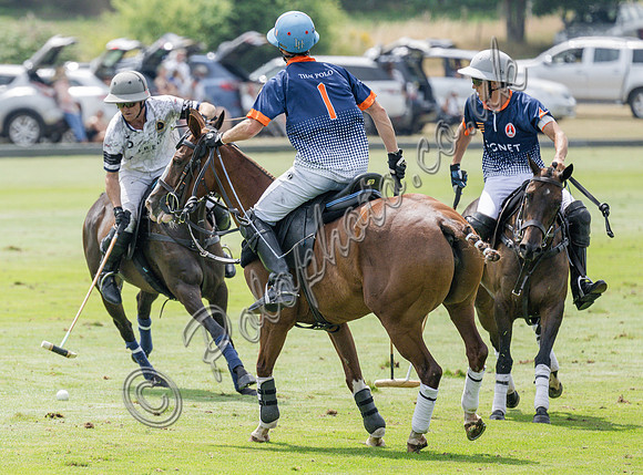 olo action, 2025 Gold Cup, Cowdray Park Polo Club