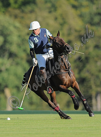 polo action between Noon Giraffe and Claremount
