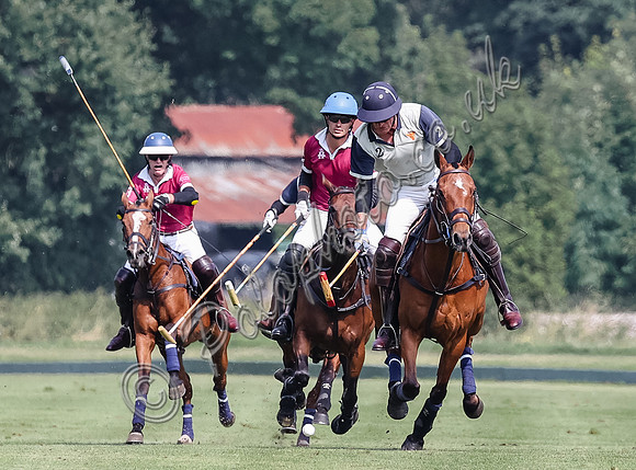 Polo Action -  the Owl Trophy Final