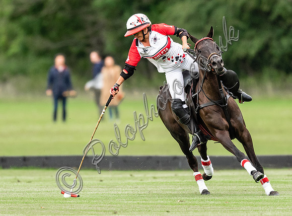 Polo action, VL Ladies 18 Goal, Cirencester Park