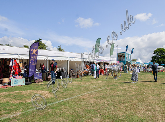 Atmosphere, trade stands and sponsors