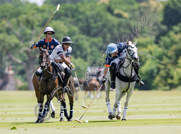 olo action, 2025 Gold Cup, Cowdray Park Polo Club