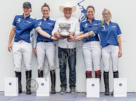 Presentation of the Badminton Cup, 2025 winning team S² Mechanical Services