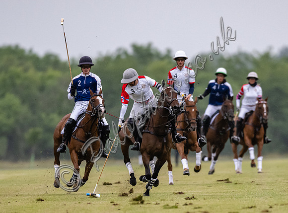 Polo action Bathurst Cup, Cirencester Park