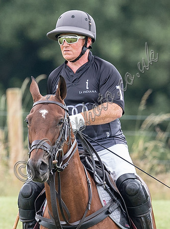 Gold Cup polo action 2019 between Scone Polo and La Indiana
