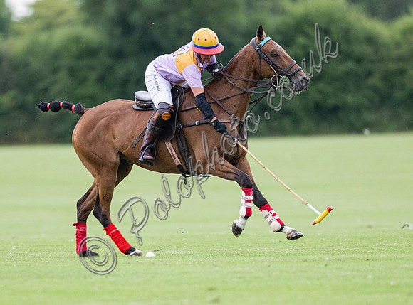 polo action VL Ladies 16 goal semi-final, Cirencester Park