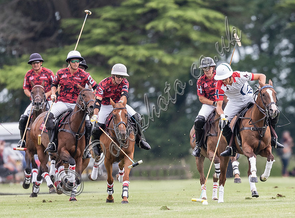Polo action, Warwickshire Cup Final, Cirencester Park