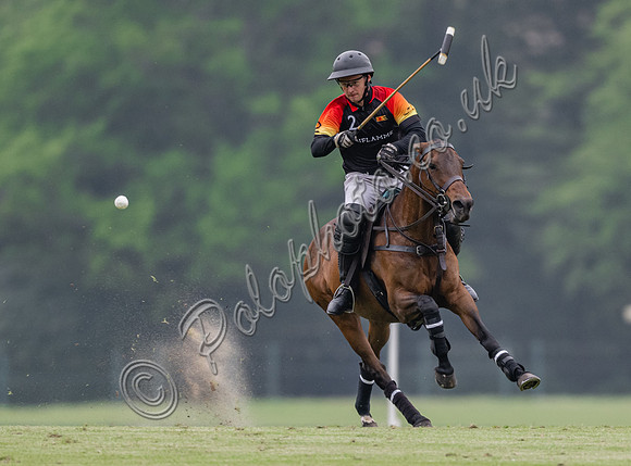Polo action, May 4 Goal Spring Cup 2022, Cowdray Park Polo Club