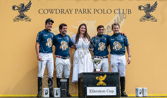 Presentation of the Ellerston Cup to winning team