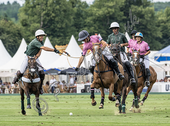 Polo action, 2025 Gold Cupsemi-final, Cowdray Park Polo Club
