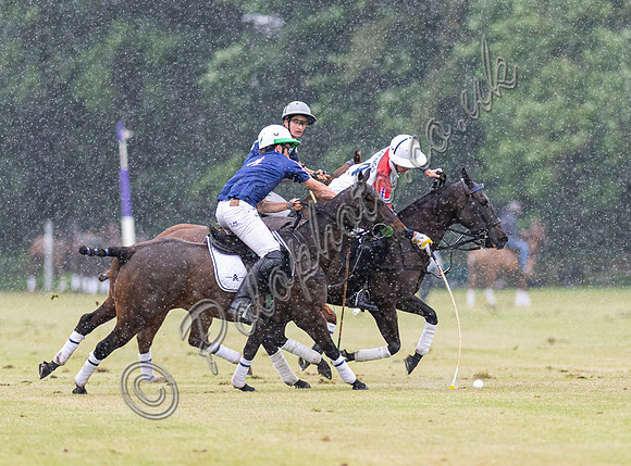 Polo action Bathurst Cup, Cirencester Park