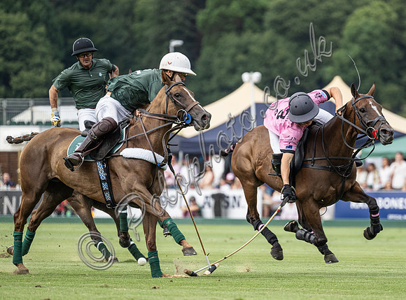 Polo action, 2025 Gold Cupsemi-final, Cowdray Park Polo Club