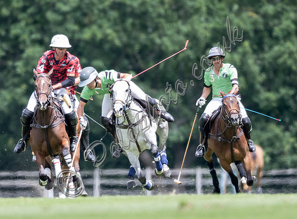 polo action between Emlor and Marchfield Warwickshire Cup League