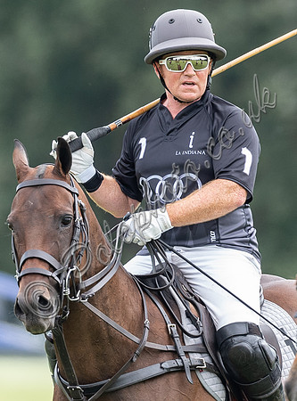 Gold Cup polo action 2019 between Scone Polo and La Indiana