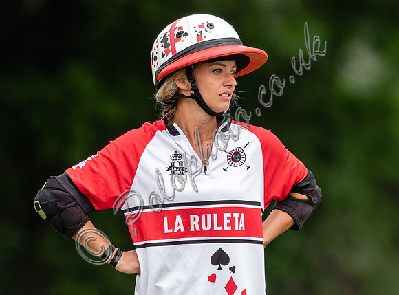 Alicia Woods female polo player.