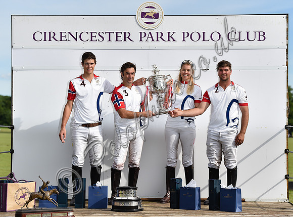 Polo action, Warwickshire Cup Final, Cirencester Park