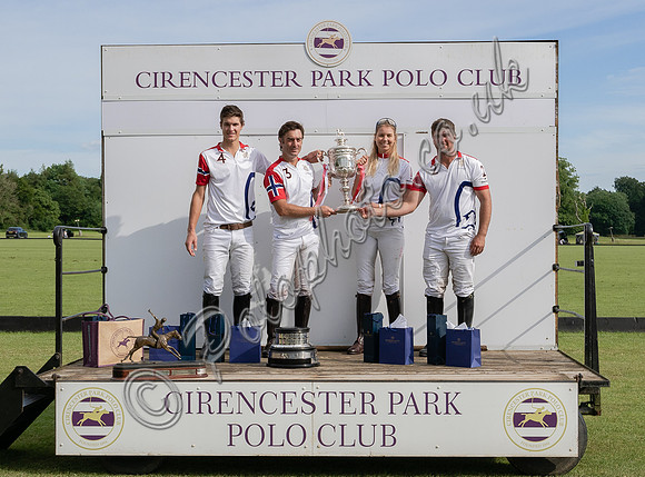 Polo action, Warwickshire Cup Final, Cirencester Park