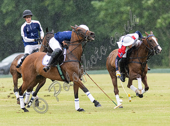 Polo action Bathurst Cup, Cirencester Park