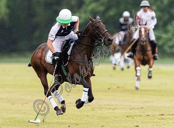 Polo action Bathurst Cup, Cirencester Park