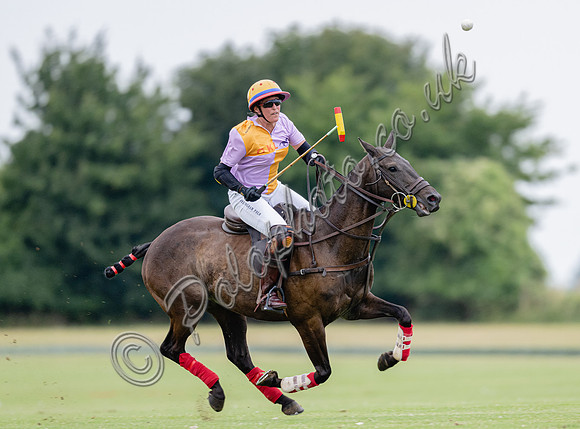 polo action VL Ladies 16 goal semi-final, Cirencester Park